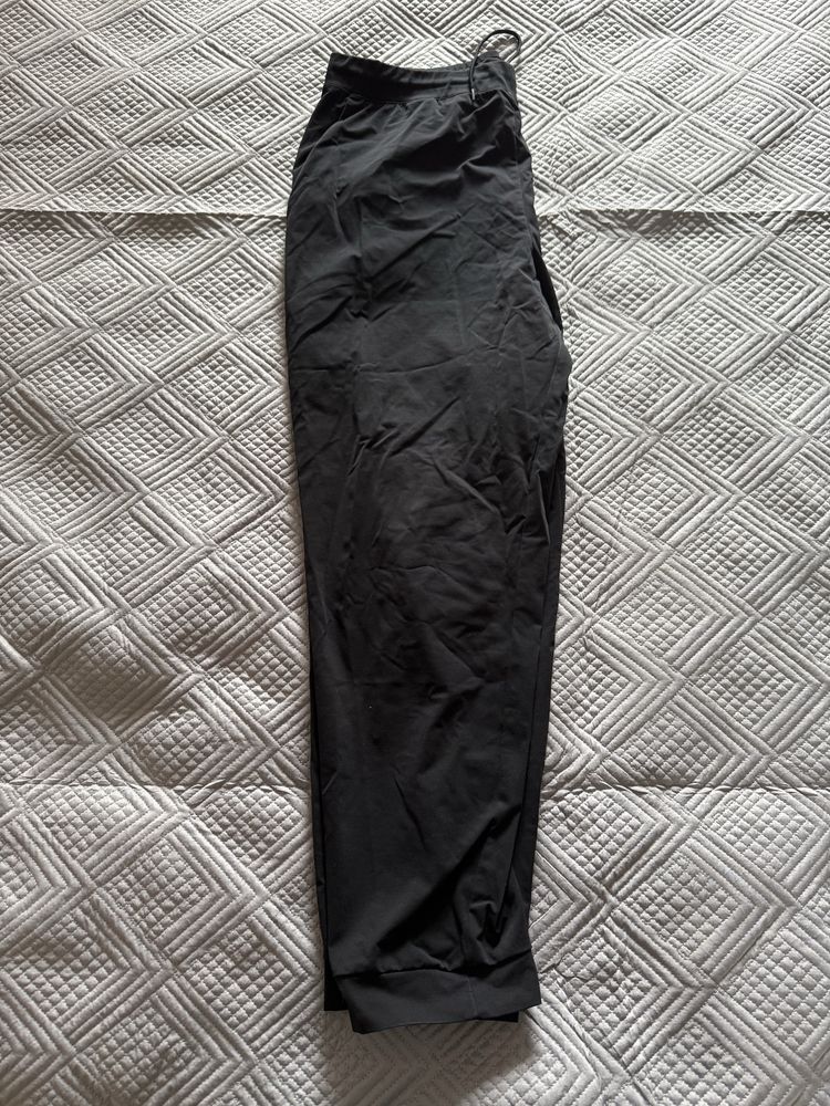 Брюки Uniqlo, Muji