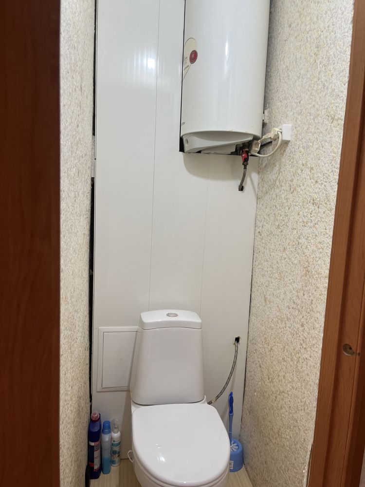 Продам 2-комн кв с мебелью и техникой, 2этаж. Торг уместен