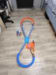 Продам дорогу Hot wheels с машинками