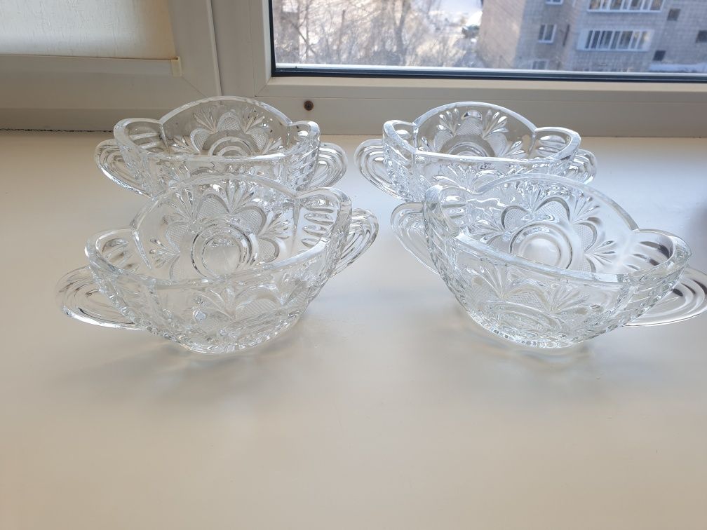 Продам хрусталь советский, салатницы, блюда большие и т.п.