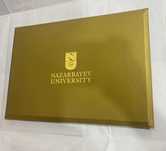 книга Диплом корочка обложка Nazarbayev University