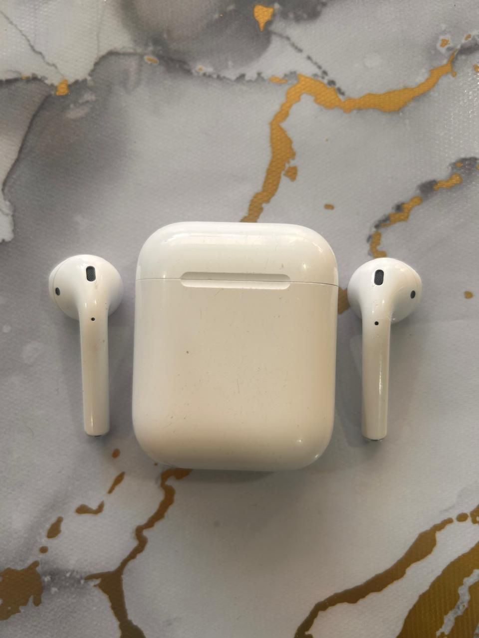 Продам airpods 2 покаления