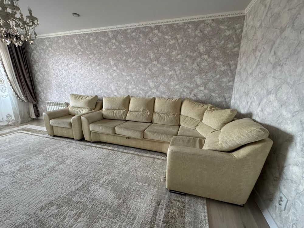 Продам диван с креслом