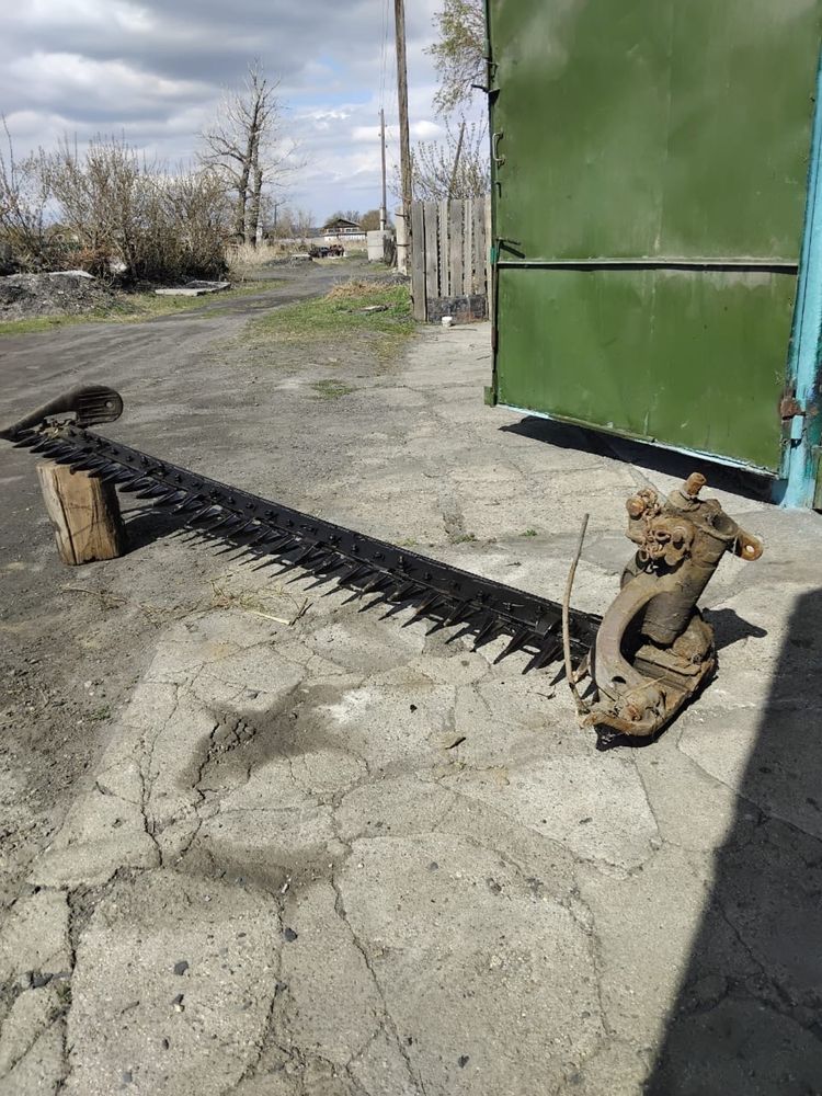 Продам трактор за 2,000,000 возможен торг