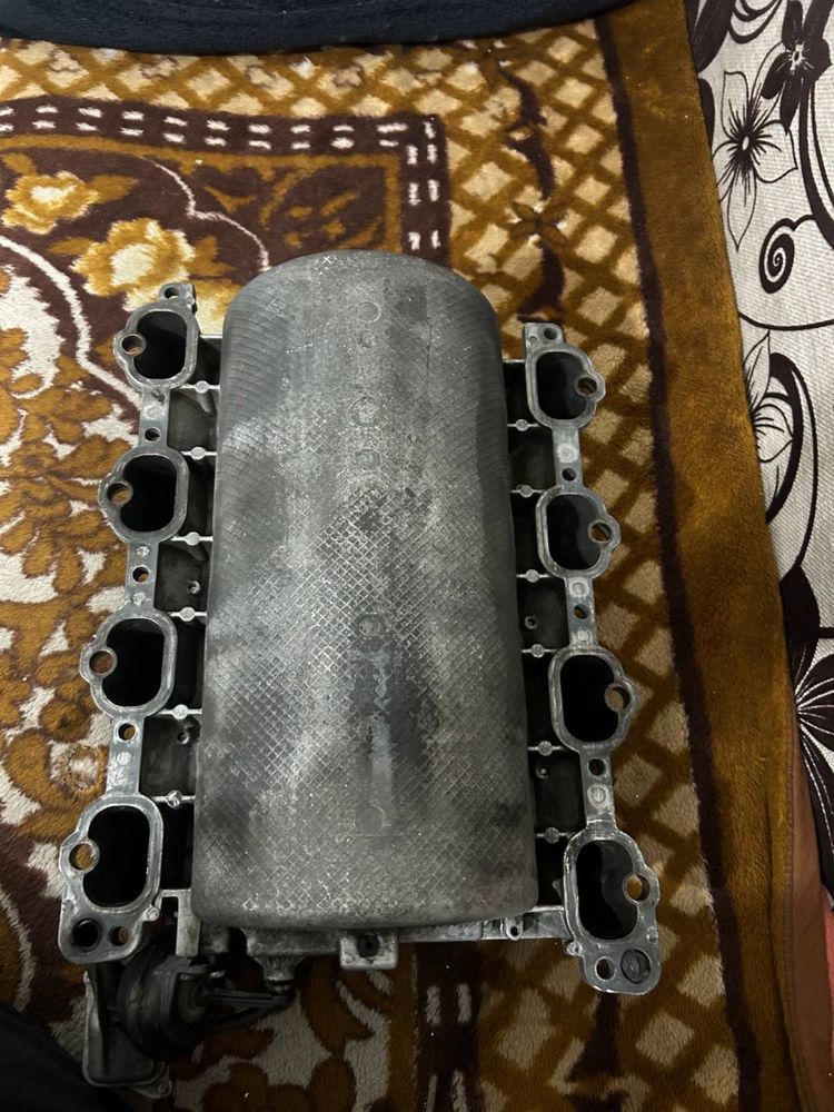 Продам впускной колектор на w211 e500 m113 5.0 обьем