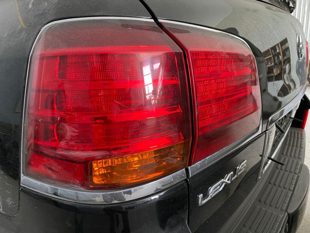 Lexus LX 570 запчасти фар, стоп, бампер, решетка