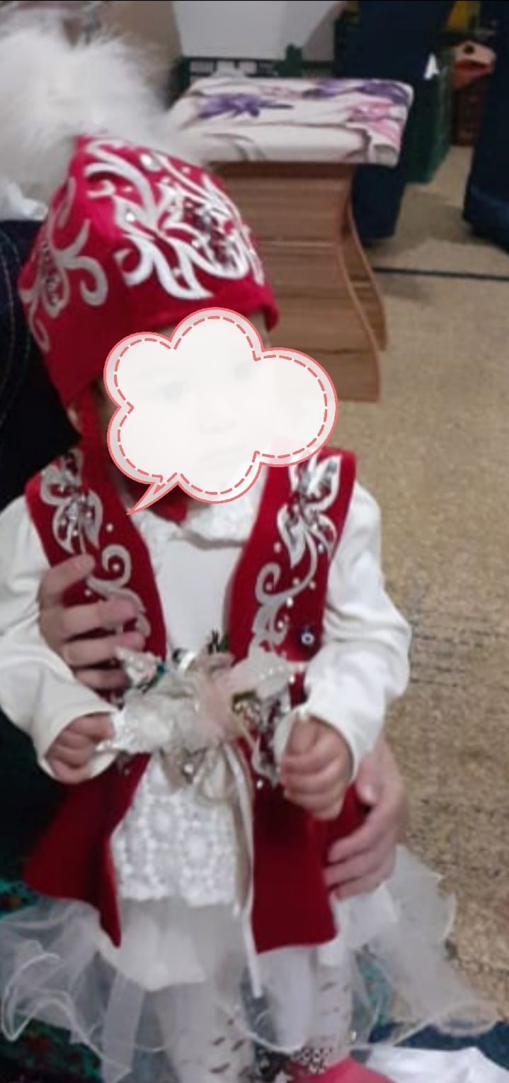Тұсаукесер ге казакша киім сатылады