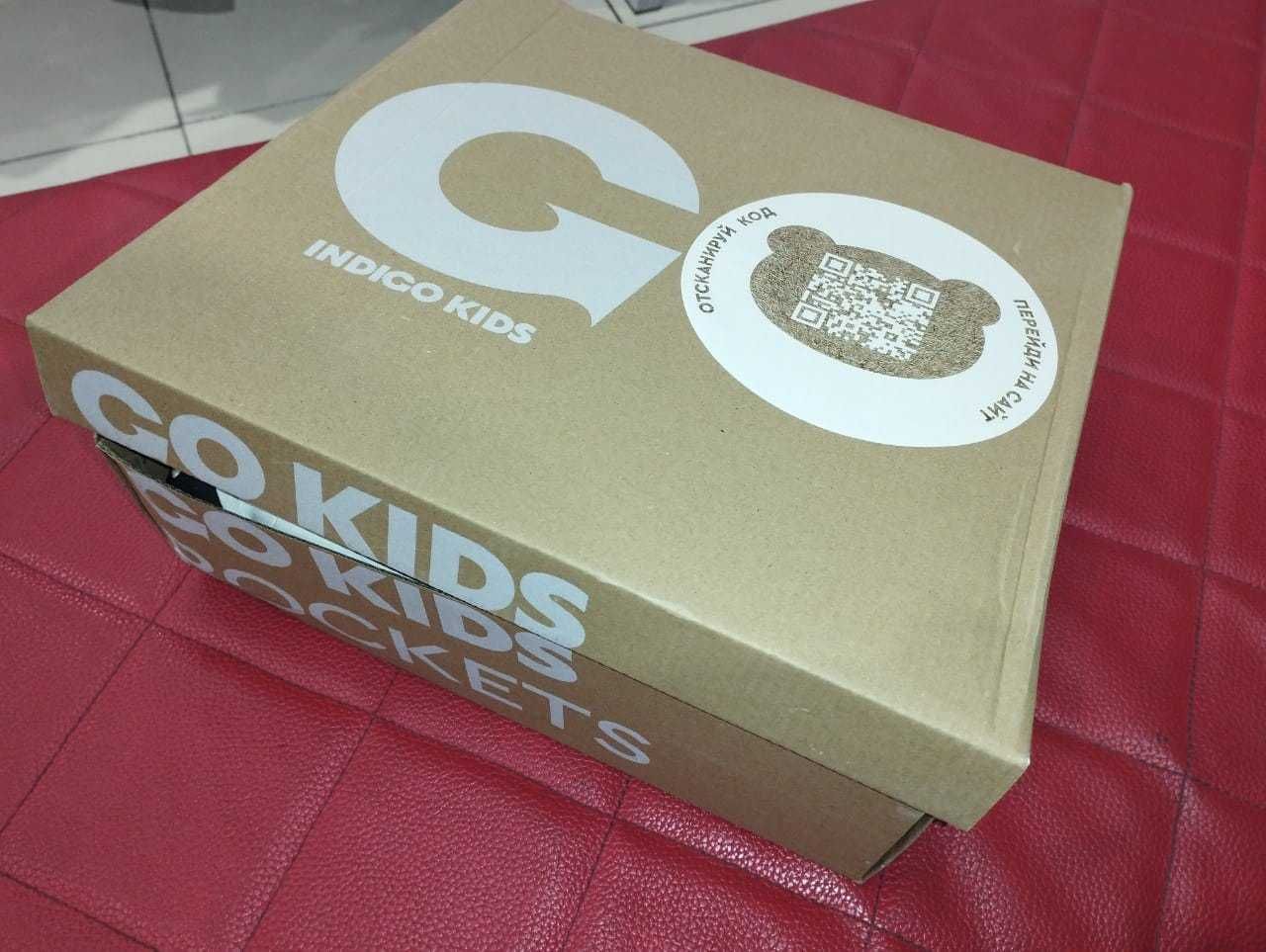 Совершенно новые не меренные подростковые сапоги Indigo kids в коробке