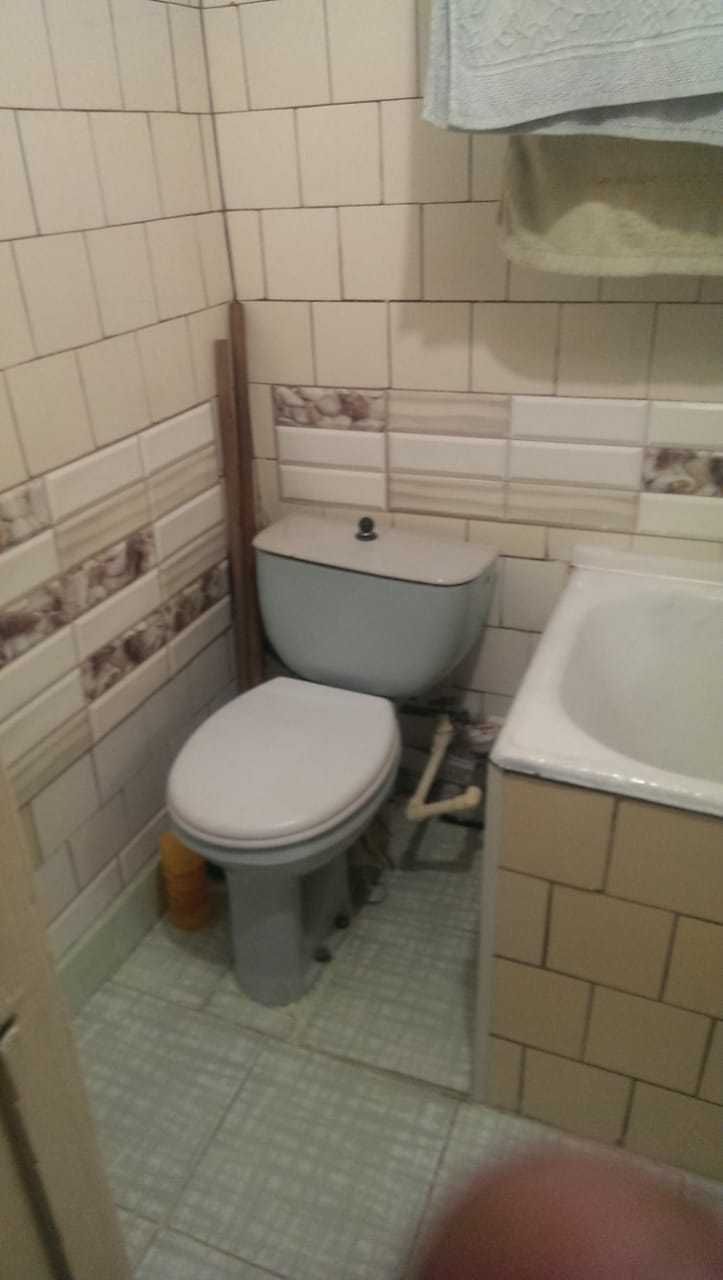 Продам 1 комнатную квартиру 36кв.м. 3-11 , 5 этаж. Центр, рынок.
