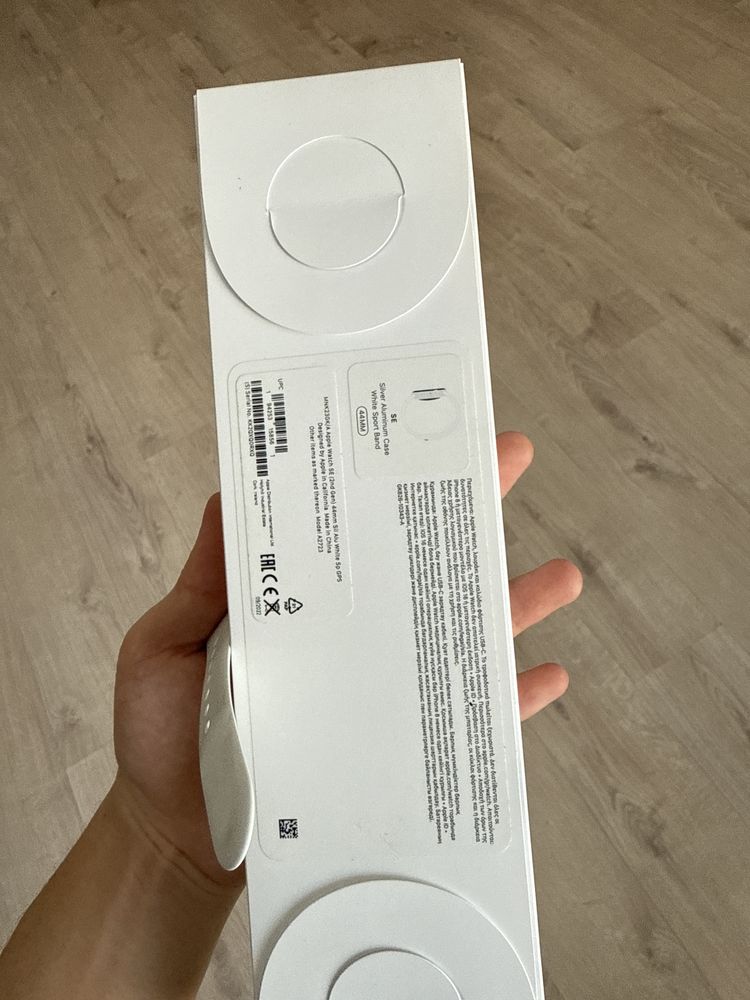 Продам Apple Watch SE 2-го поколения!