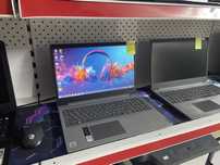в идеале  Lenovo Core i3! SSD 512Gb