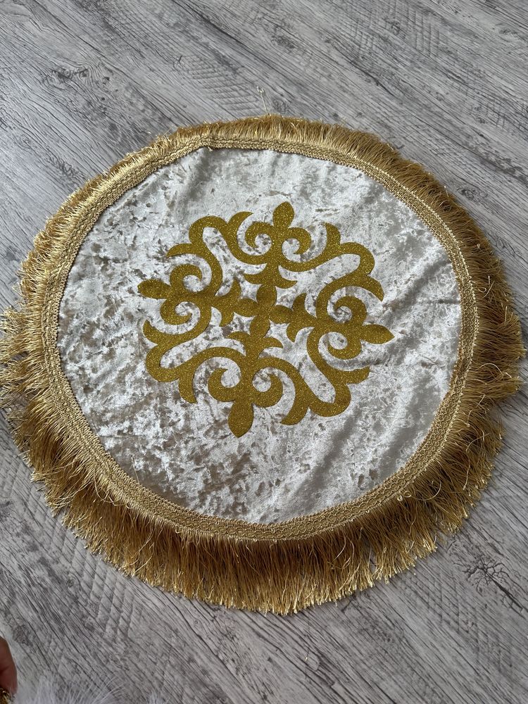 Продам корпе и шкатулка сырга салу
