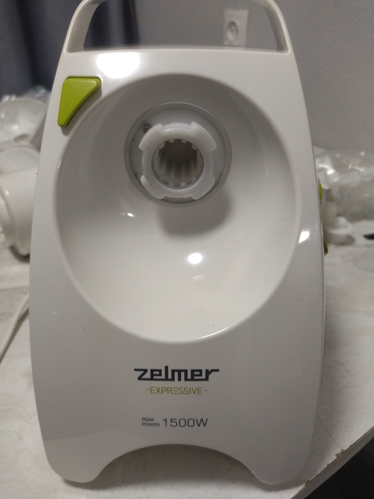 Продам Мясорубку и соковыжималку Zelmer (2 в 1)