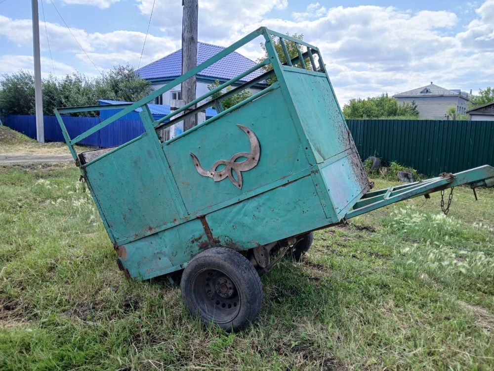 Продам прицеп Коневозку