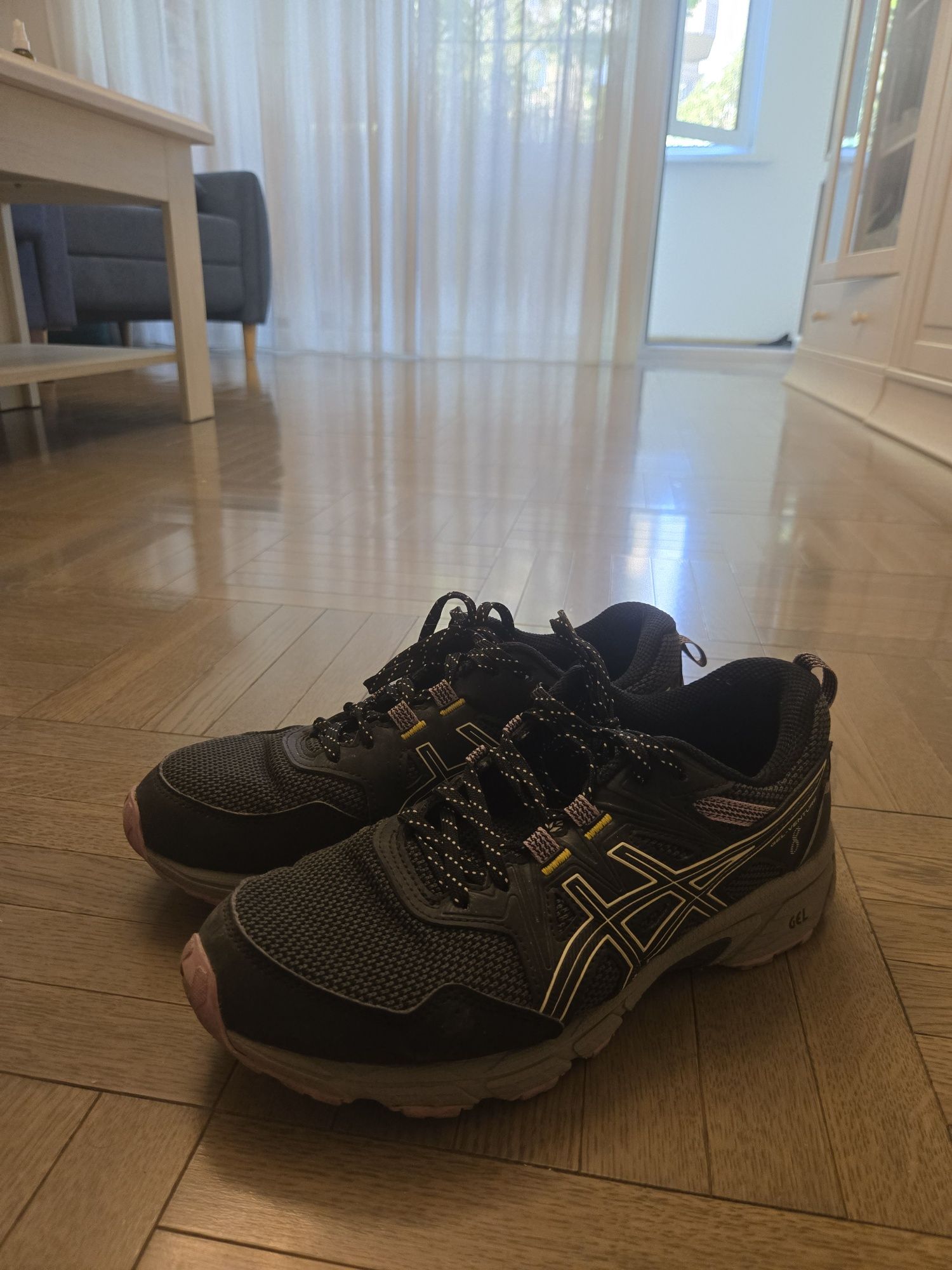 Кроссовки Asics 38