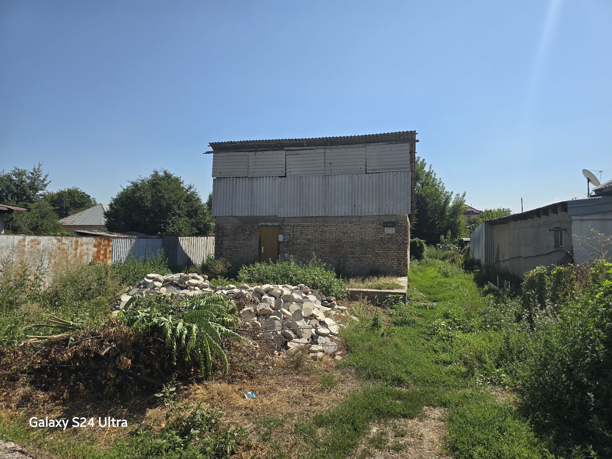 Продам Дом с Болишим Участком