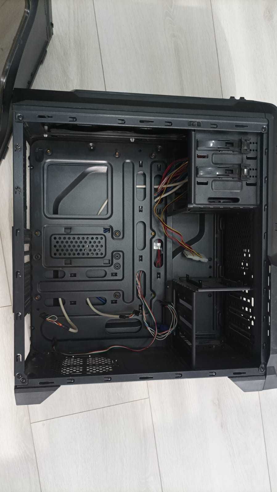 Продается корпус AeroCool BattleHawk Black для игрового компьютера