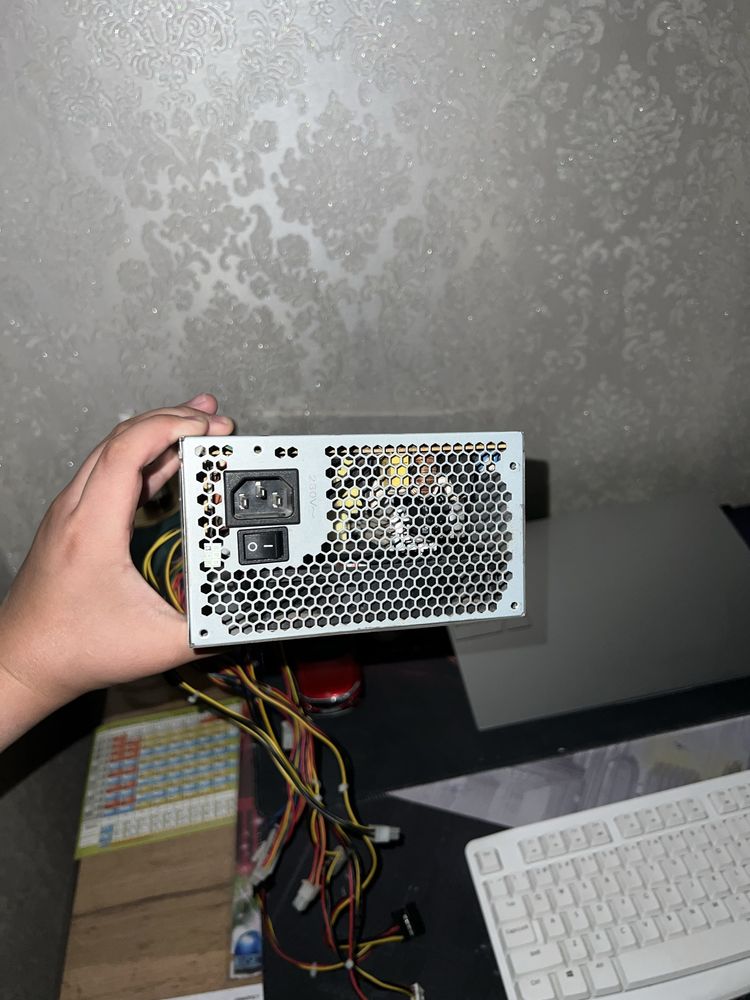 Блок питание Foxconn 450w