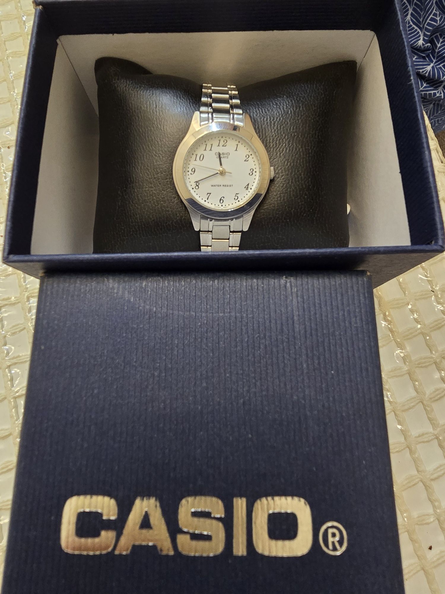 CASIO LTP-1128A-7BRDF новые женские часы