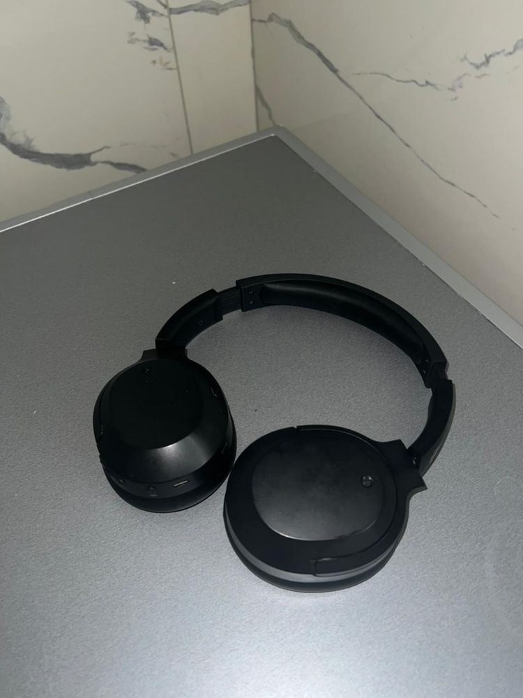 Беспроводные наушники Edifier 820nb