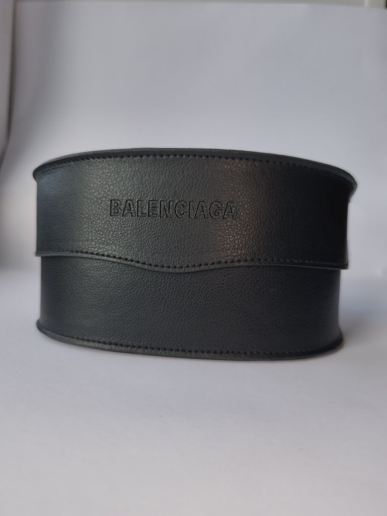 Солнцезащитные очки Balensiaga BB0228S