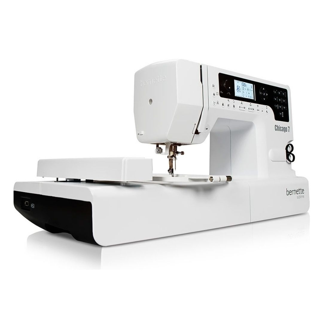 Швейная машина Bernina Chicago 7 белый