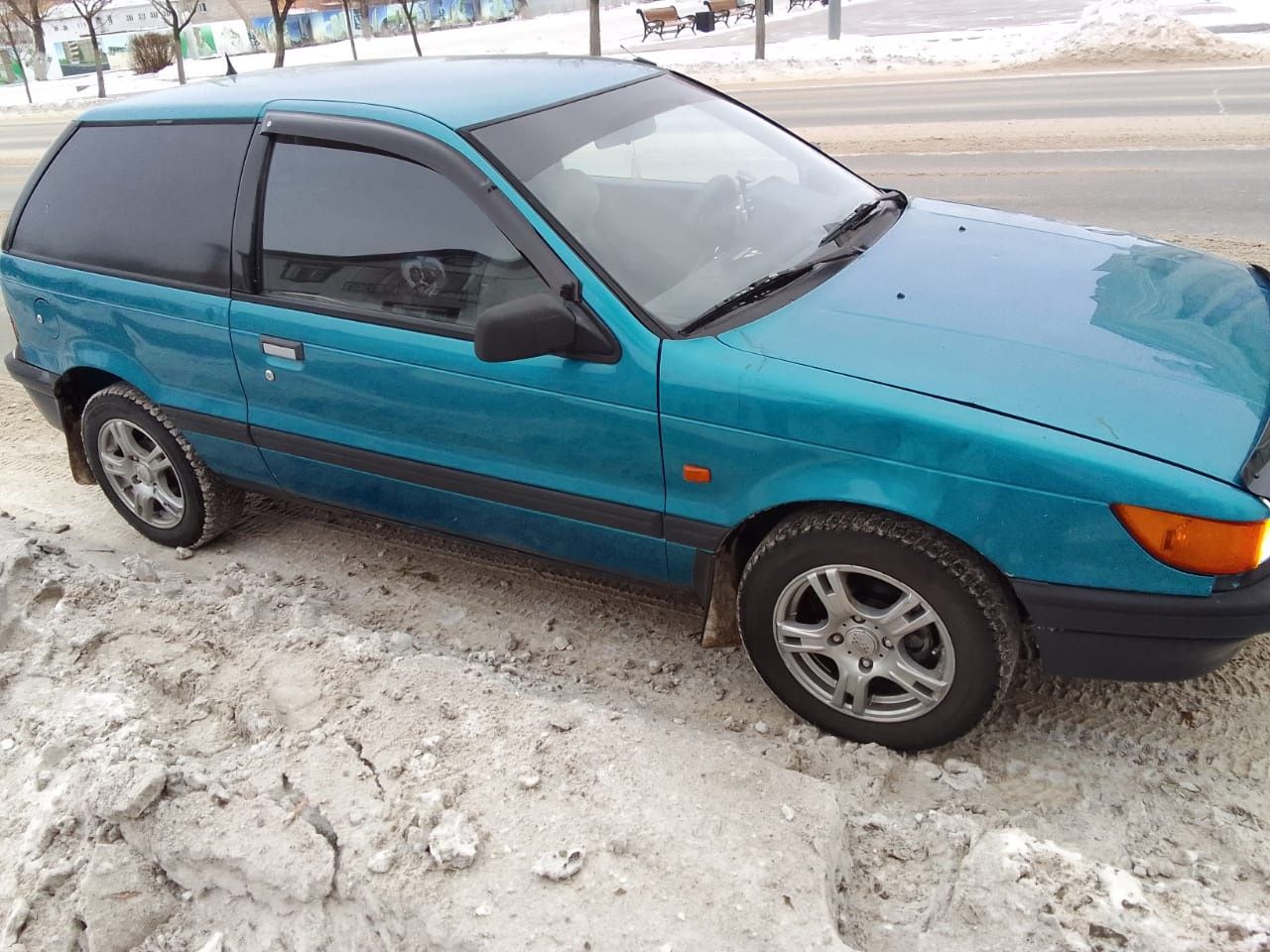 Продам экономичную машинку.