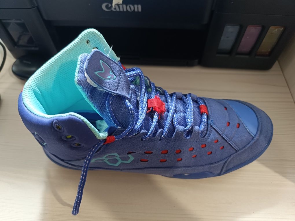 Продам борцовки  rudis