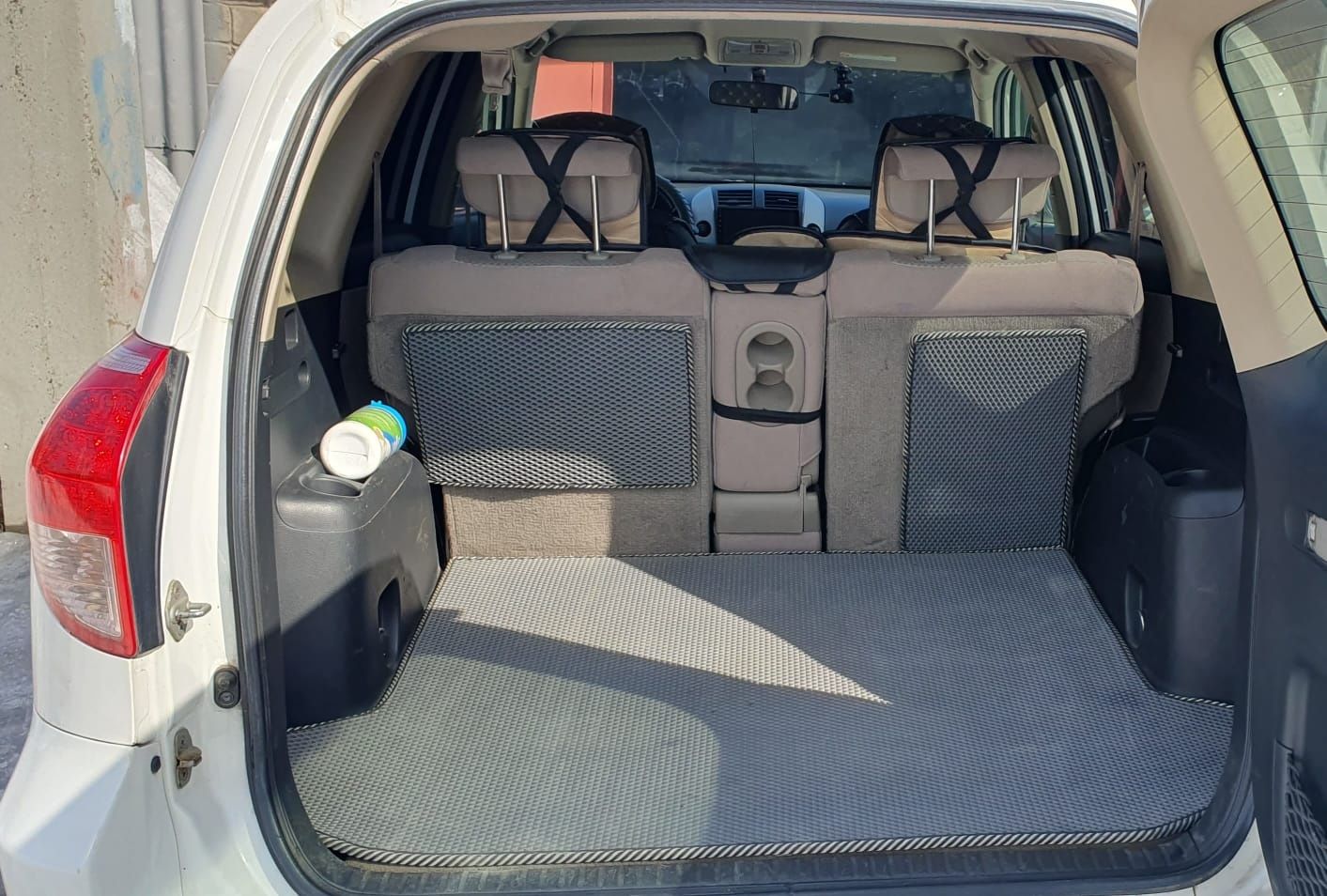 Rav 4 2008 года.