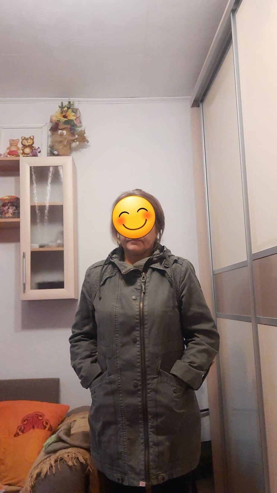 Куртки демисезонные,в отличном состоянии, нахожусь в КЖБИ
