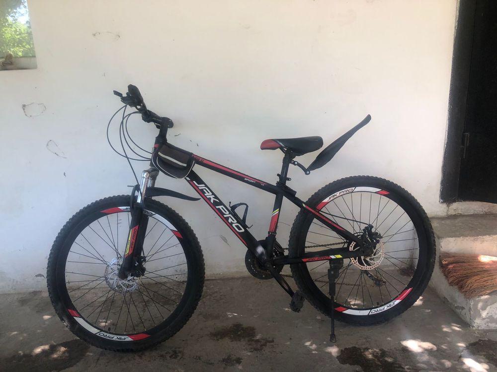 Продаётся абсолютно новый велосипед JAK PRO Sport.