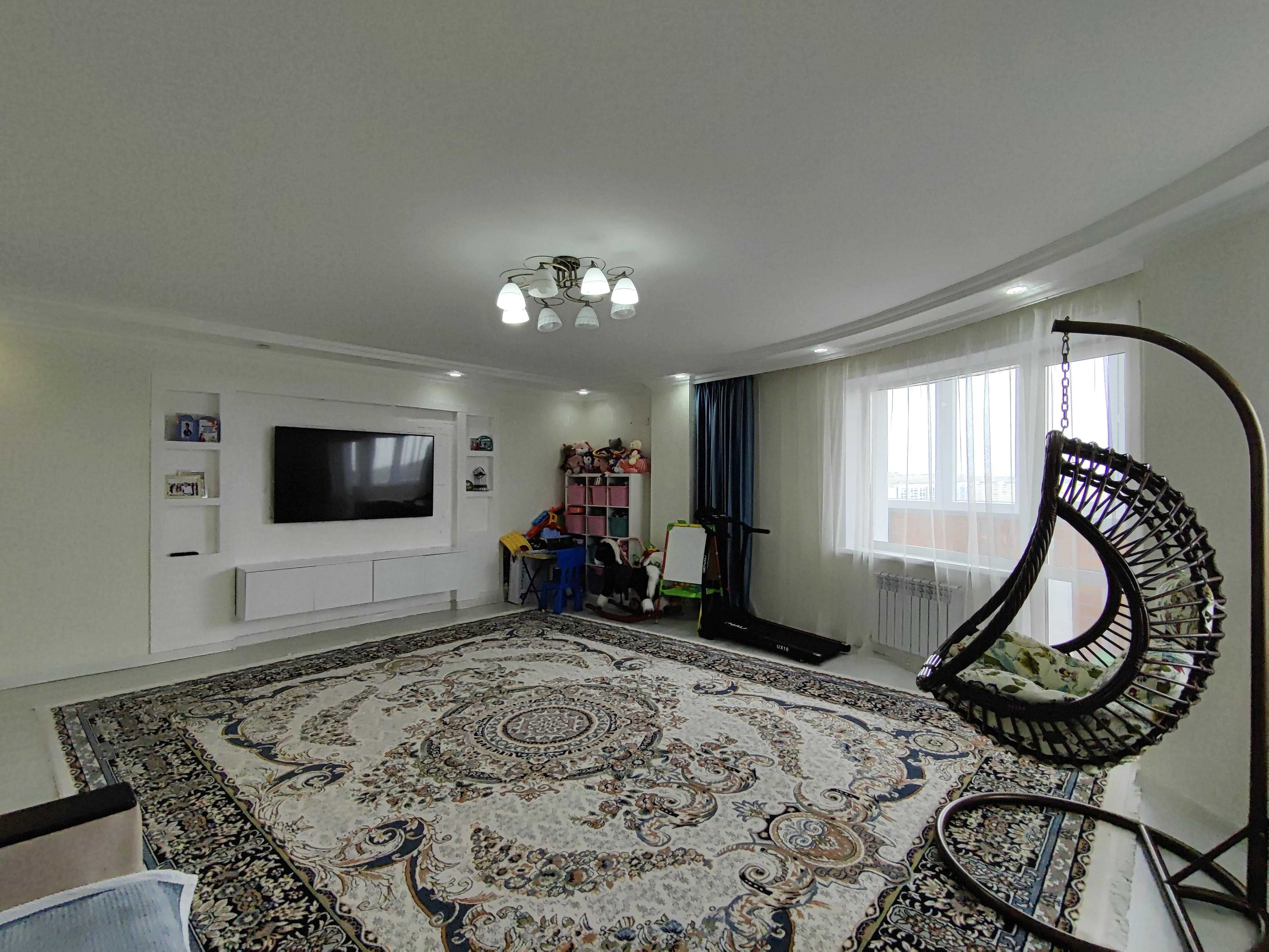 Просторная 2-комнатная кв-ра 113м², 2014 г.п, Юго-Восток пр.Шахтеров52