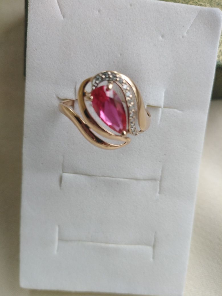 Кольцо 585 пр. 18,5р.