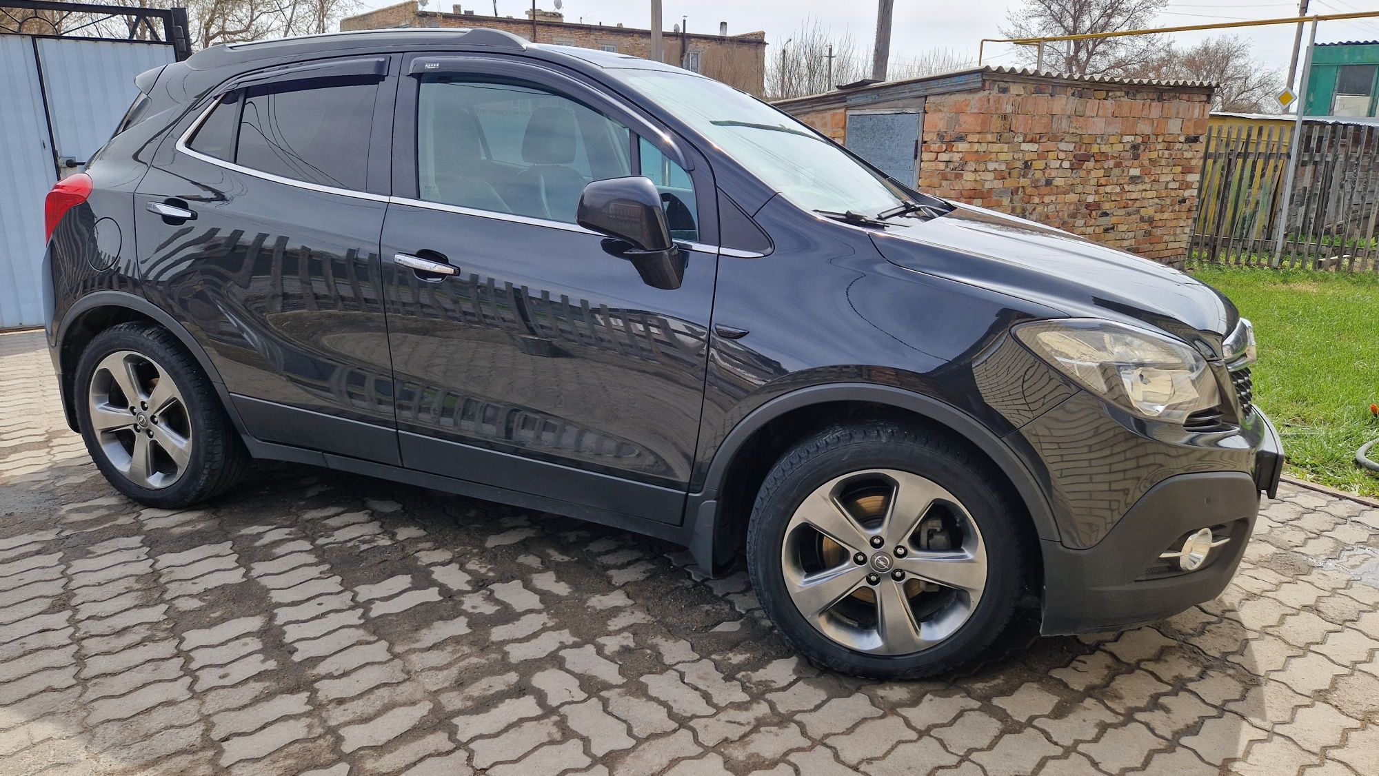 Опель мокка, полный привод, газ гбо, аналог Chevrolet treker.