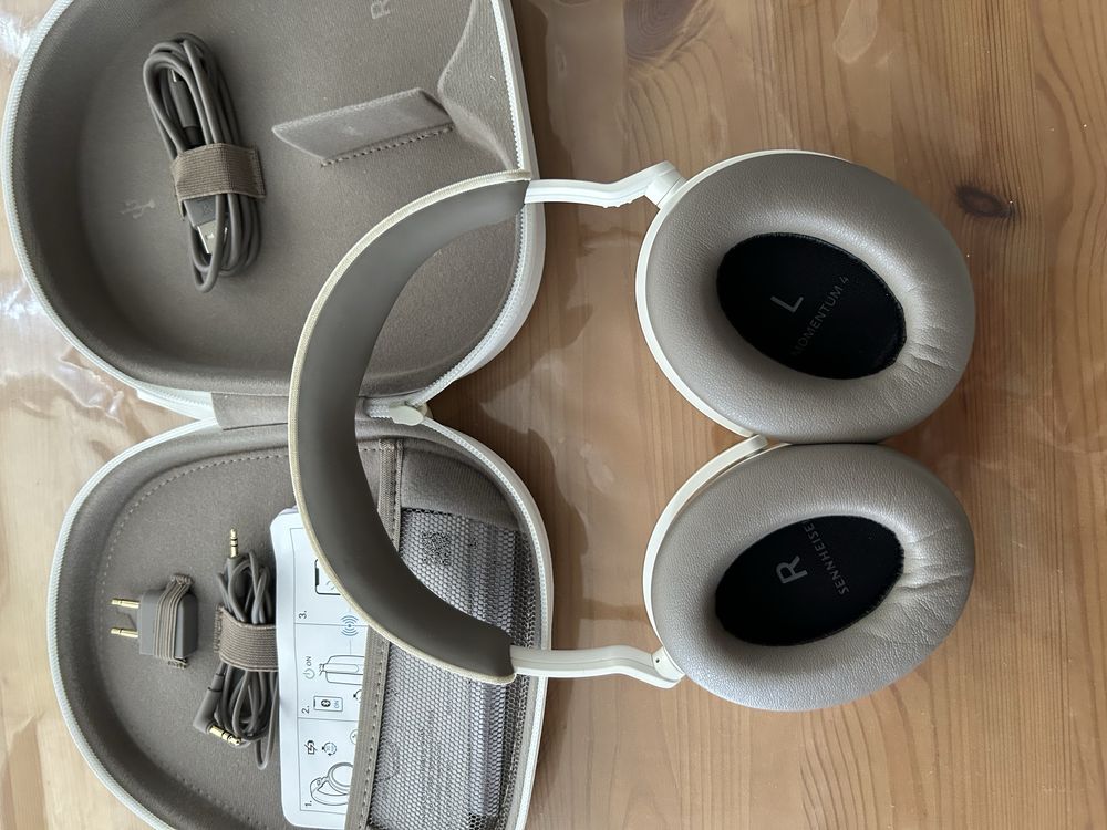 Наушники Sennheiser MOMENTUM 4 Wireless (лимитированная версия)