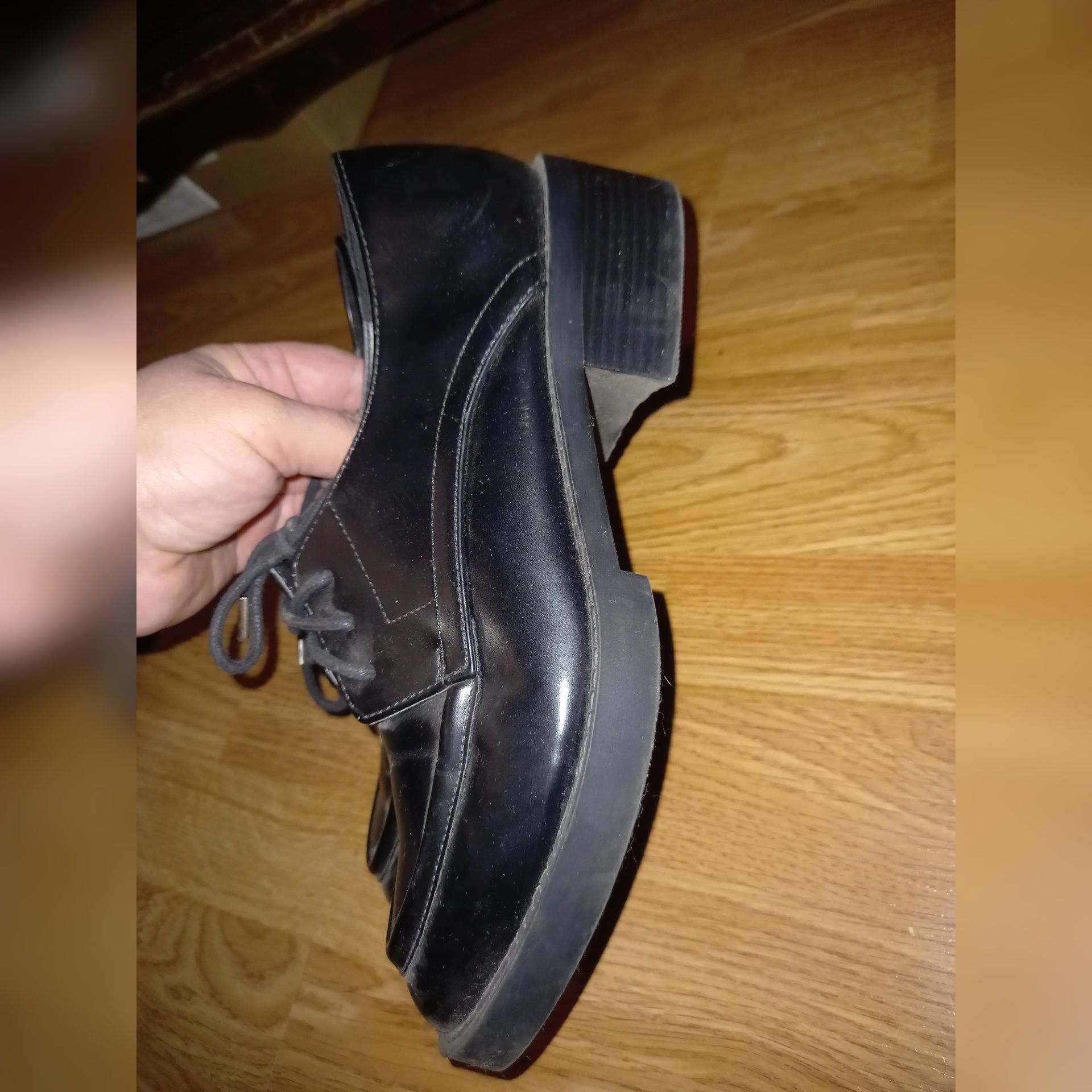Продам лоферы/бренд Zara/размер-36,5
