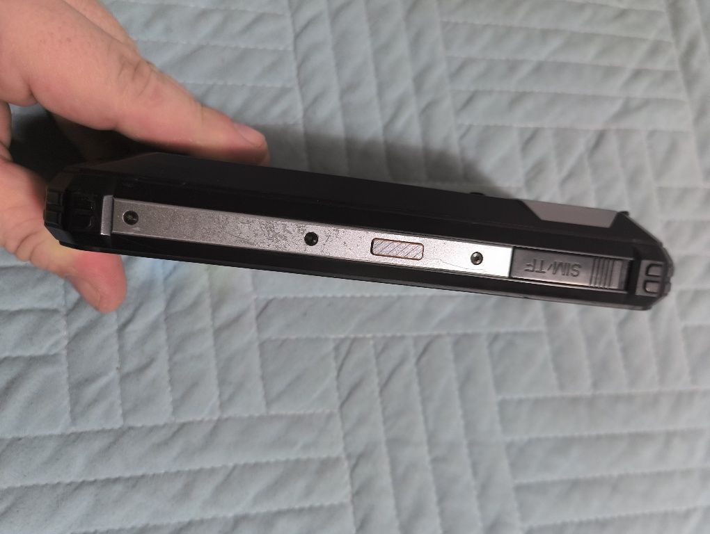 Продам Oukitel WP19