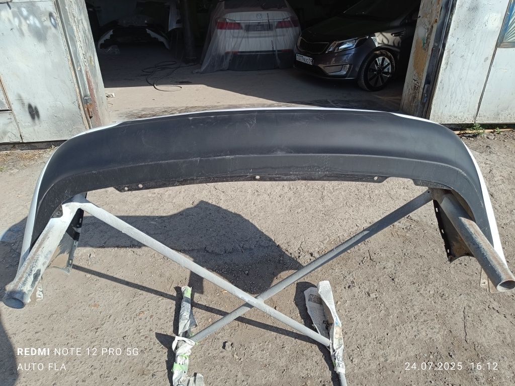 Задний бампер Kia Ceed