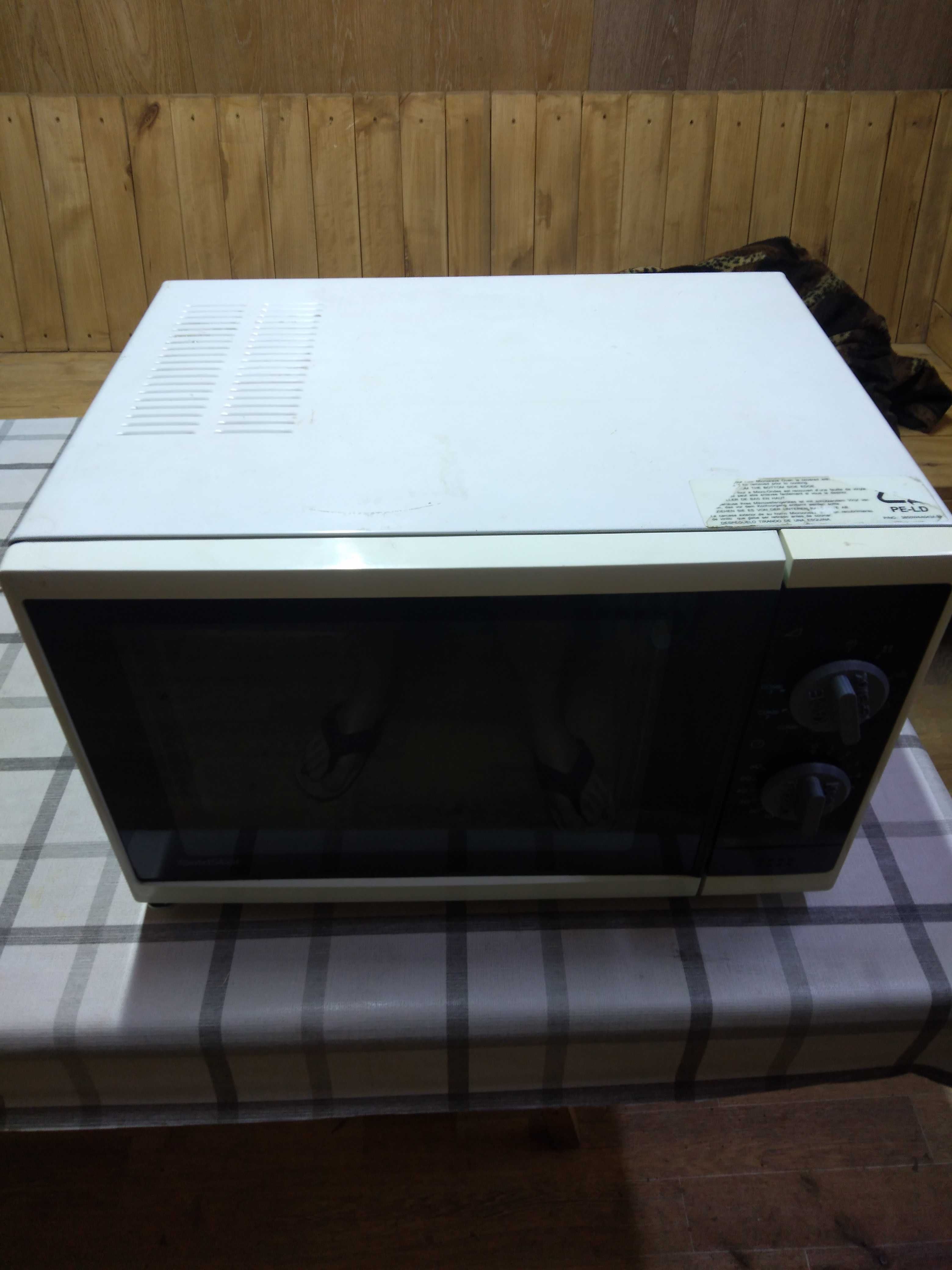 Микроволновая печь (СВЧ)