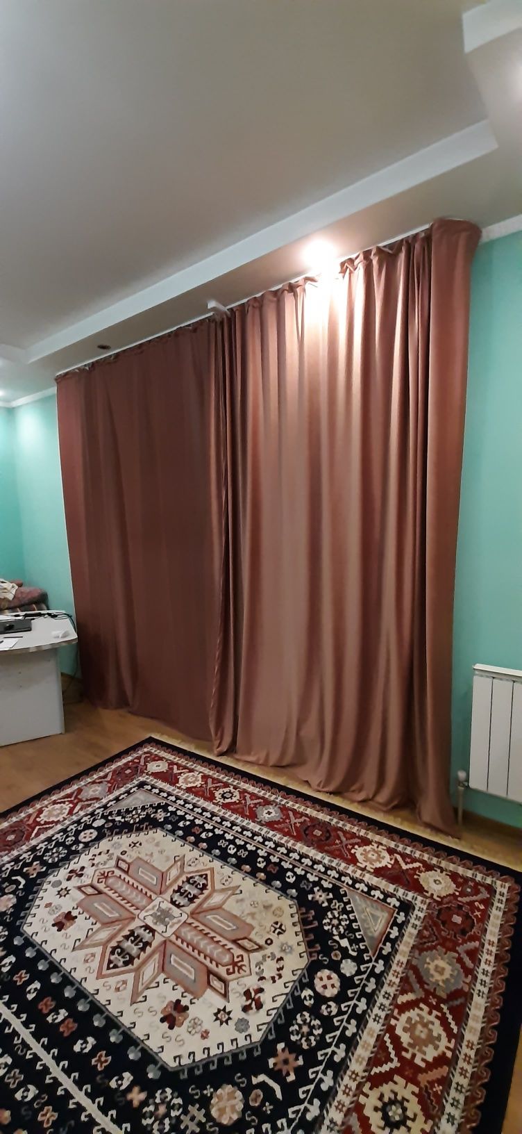 Продам шторы разного цвета. Качество бархат.