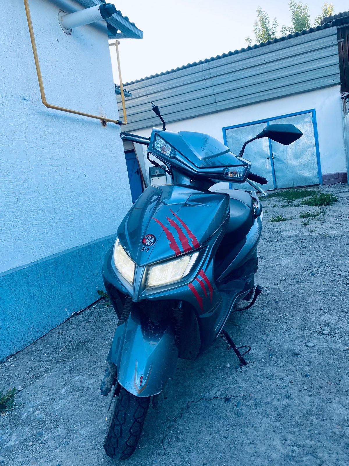 Мопед м8 150 кубов