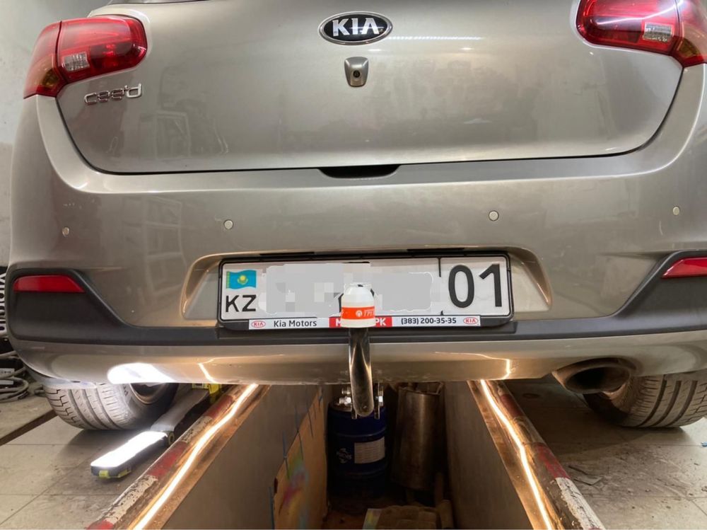 Фаркоп на Kia Ceed