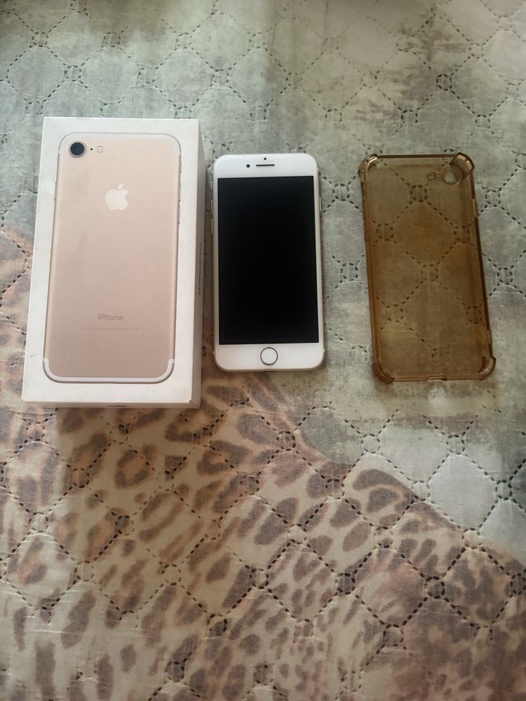 Iphone 7 золотистый 32гб