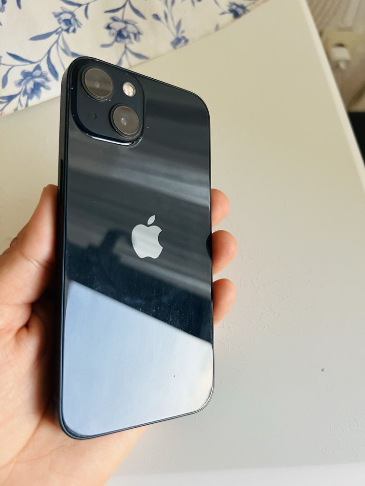 IPHONE 13 с документом