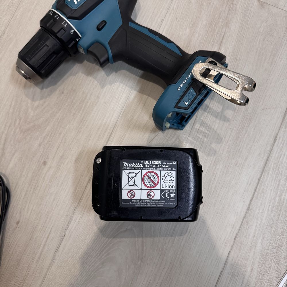 Шуруповерт Makita DDF485