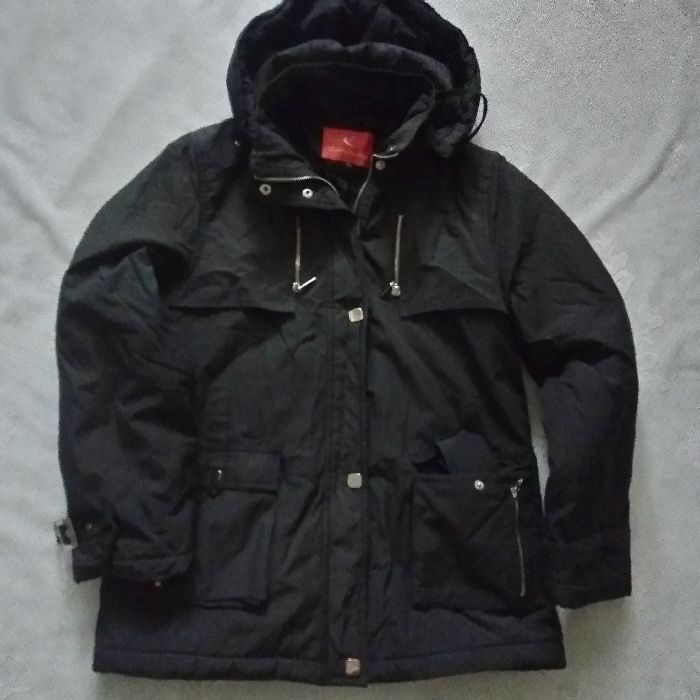 куртки 3 штуки, цена 2200 за шт