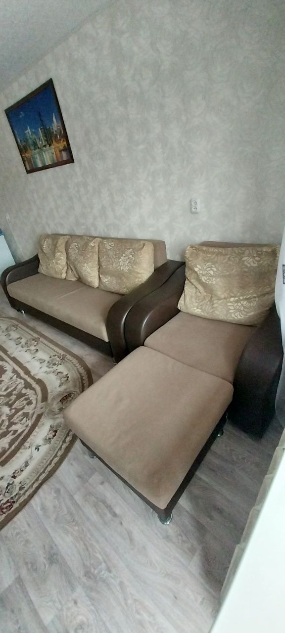 Продам диван недорого