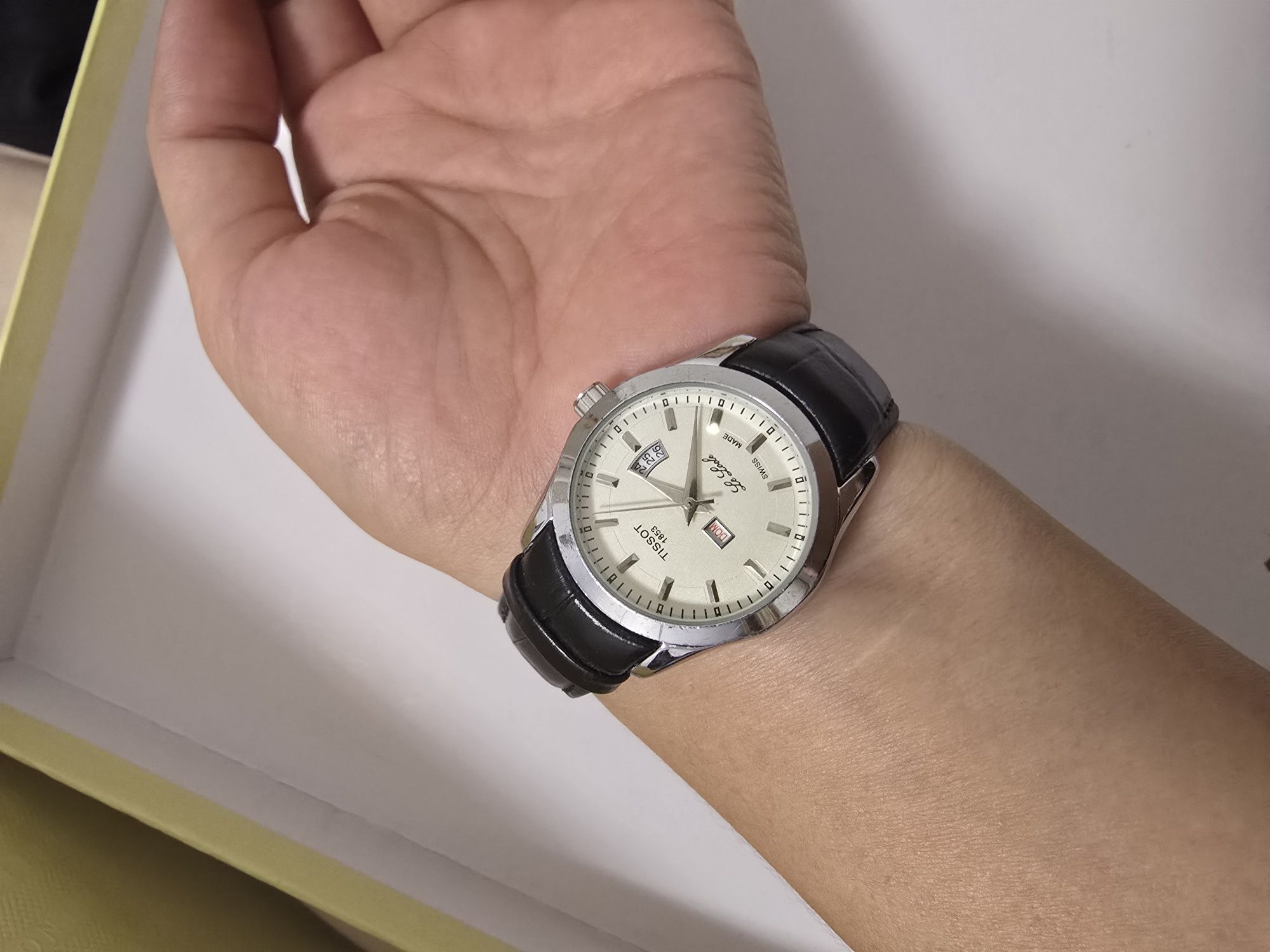 Часы Tissot женские