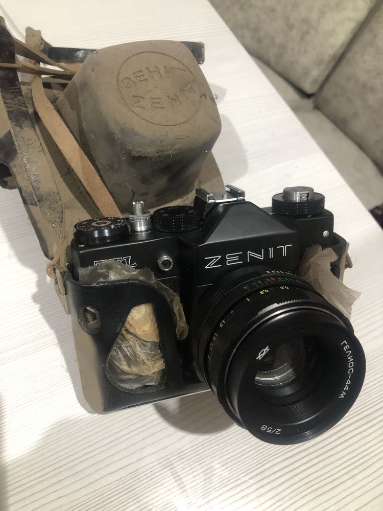 Продам фотоаппарат Zenit TTL