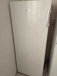 Продам морозильник Hisense
